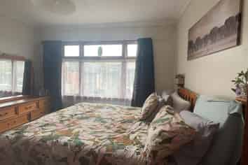 68 Lees Street, Gladstone