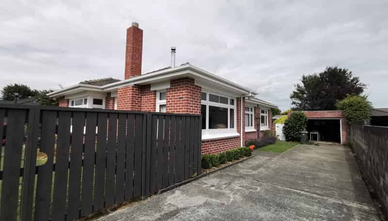 68 Lees Street, Gladstone