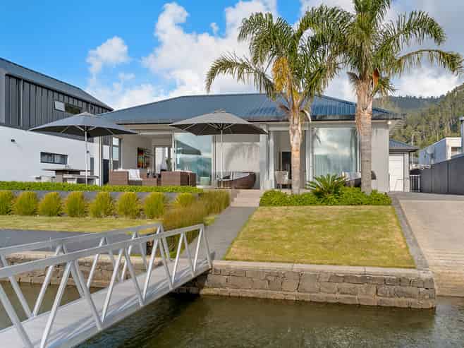 123 Motu Iti, Pauanui