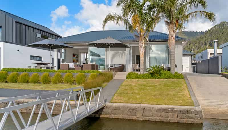 123 Motu Iti, Pauanui