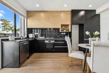 10 Stroom Street, Flat Bush