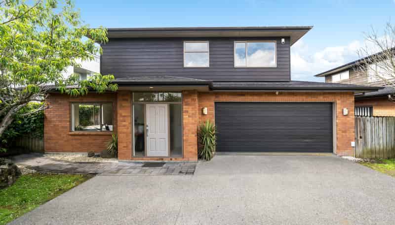 16H Lincoln Road, Henderson