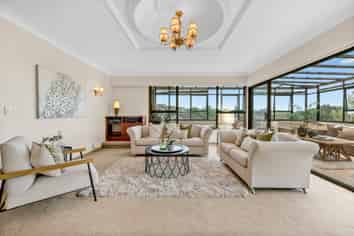 31 Castleton Drive, Mellons Bay