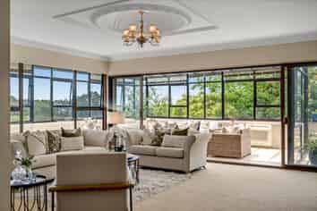 31 Castleton Drive, Mellons Bay