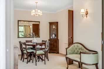 31 Castleton Drive, Mellons Bay