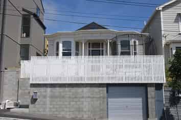 10 Stanley Street, Berhampore