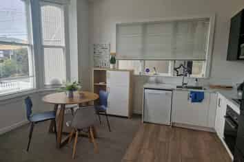 10 Stanley Street, Berhampore