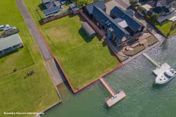 147B South Highway West, Whitianga