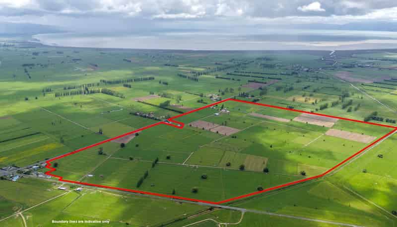 376 State Highway 25, Waitakaruru