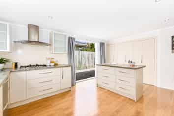 14 The Quadrant, Miramar