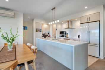 6 Portland Park Road, Millwater