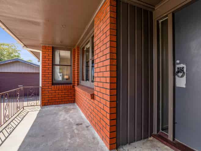 10 York Street, Eltham