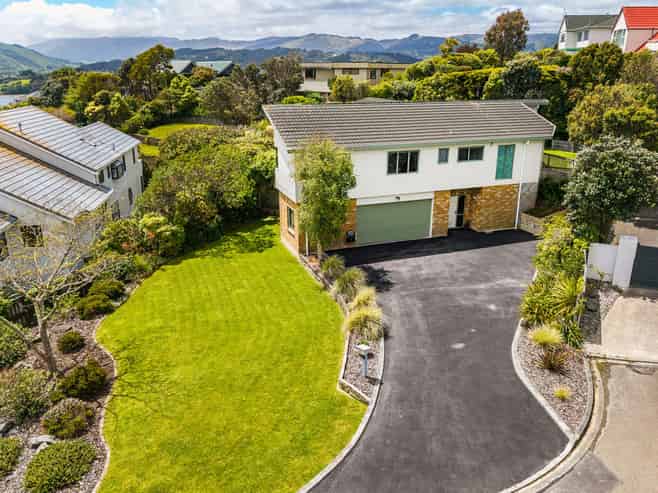 12 Portage Place, Whitby