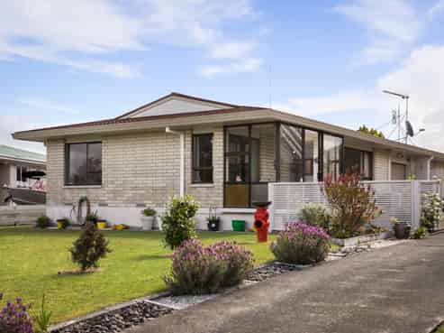 29 Kensington Road, Waihi