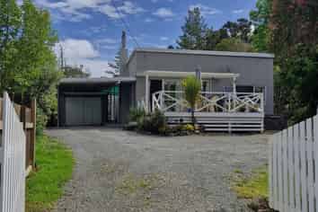 1899 Paparoa Valley Road, Paparoa