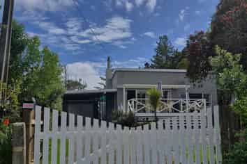 1899 Paparoa Valley Road, Paparoa