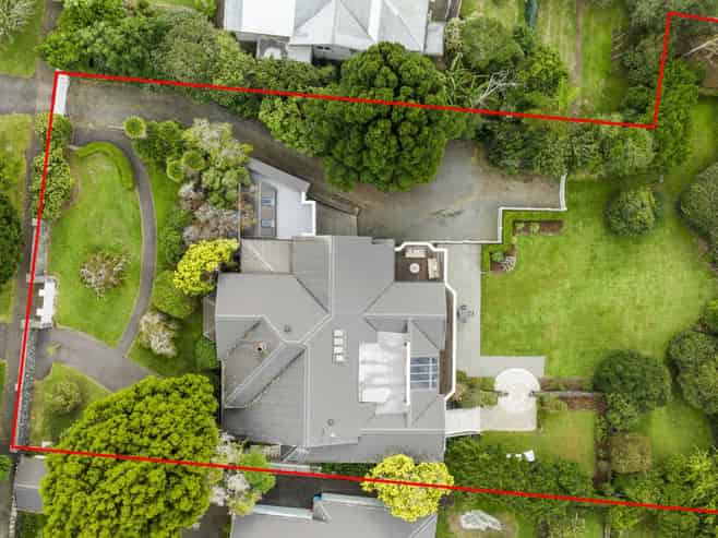 46 Lloyd Avenue, Mount Albert