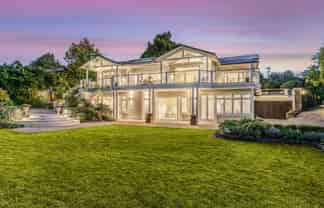 46 Lloyd Avenue, Mount Albert