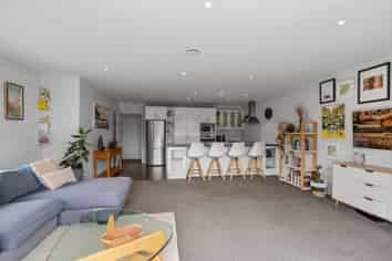 6 Date Crescent, Aidanfield