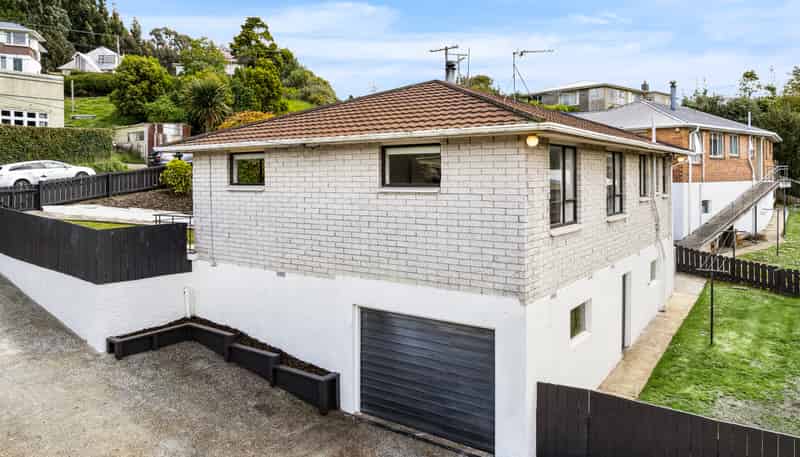 12 Salisbury Road, Bradford