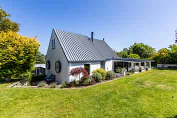 13D Lovat Street, Havelock North