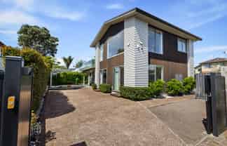 23A Achilles Crescent, Devonport