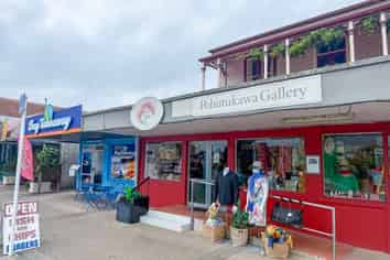 PRIME COMMERCIAL SITE IN TAKAKA'S CBD