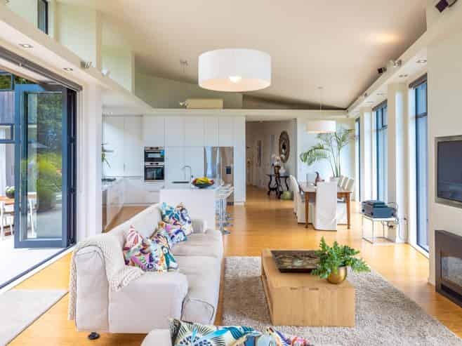 9 Great Barrier Road, Oneroa