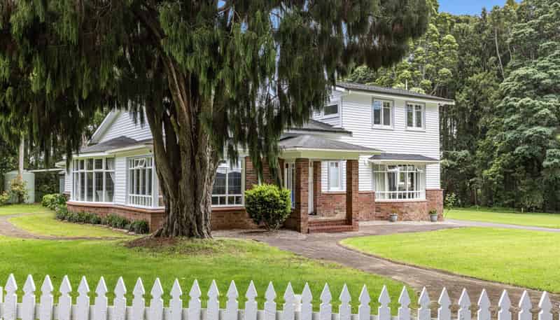 1174 Kahikatea Flat Road, Waitoki