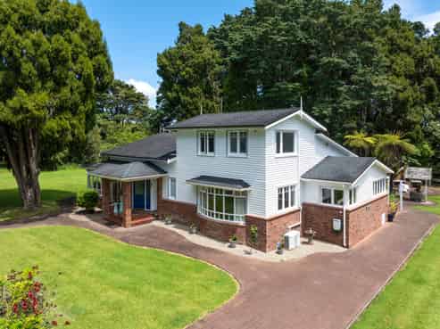 1174 Kahikatea Flat Road, Waitoki