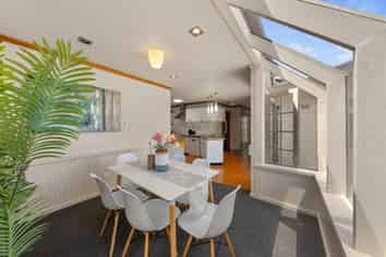 9 Roskill Way, Three Kings