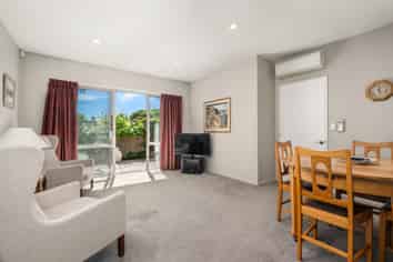 15 Streamside Court, Woolston