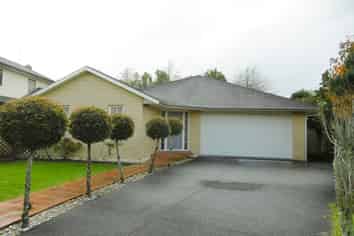 9 Northern Rata Place, Albany