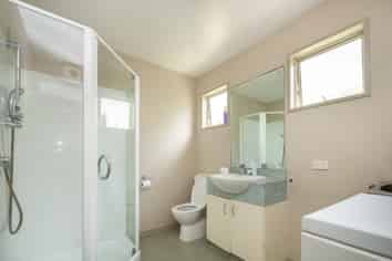 1/40 Albert, South Dunedin