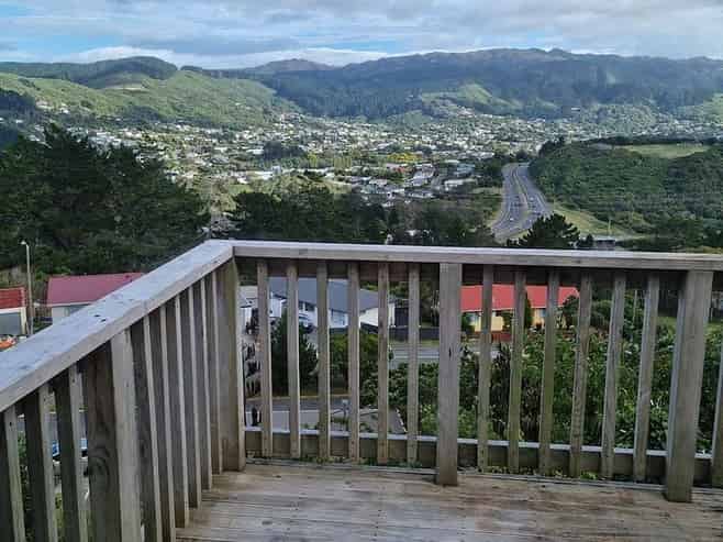 14A Tobago Crescent, Tawa