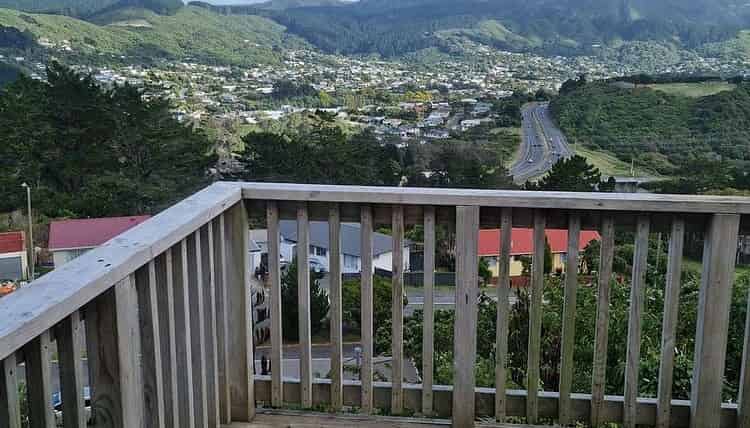 14A Tobago Crescent, Tawa