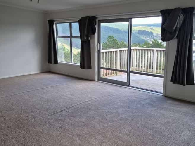 14A Tobago Crescent, Tawa