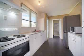 17 Dagenham Street, Manurewa