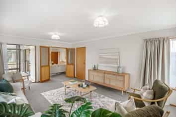 10 Innisfree Pl, Northwood