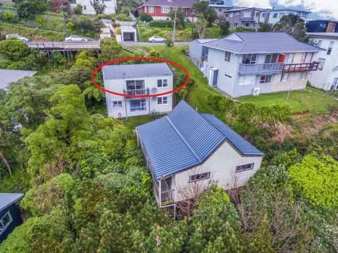 a/55 Mandalay Terrace, Khandallah