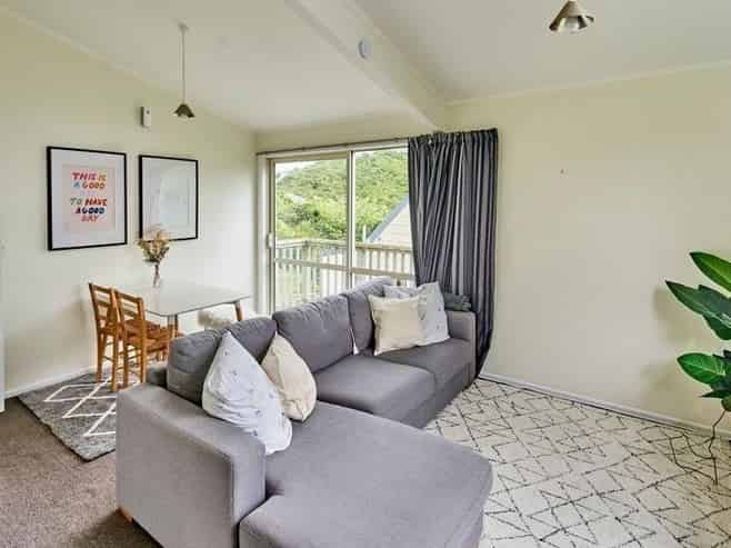 a/55 Mandalay Terrace, Khandallah