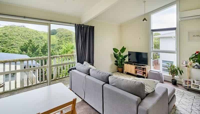 a/55 Mandalay Terrace, Khandallah