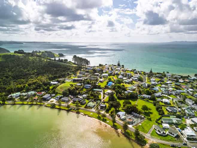 14 Marchant Road, Mangonui