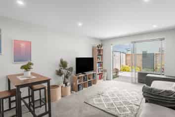 24A Barber Grove, Moera