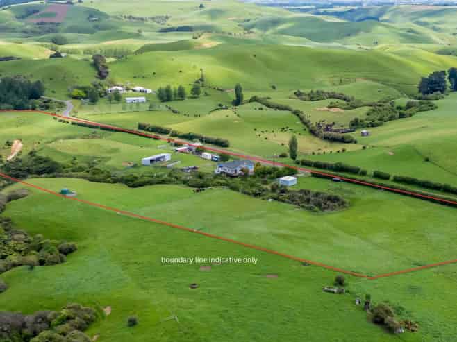 131 Tiromoana Road, Maata