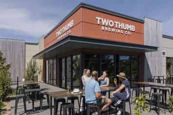 Two Thumb Brewery Franchise – Diamond Harbour