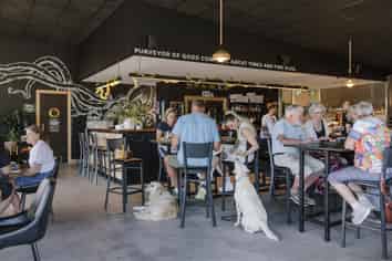 Two Thumb Brewery Franchise – Diamond Harbour