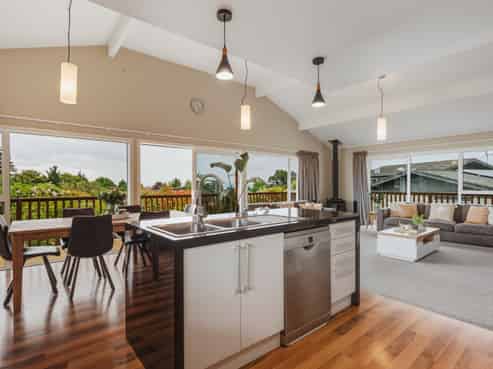 108 Taupo View Road, Hilltop