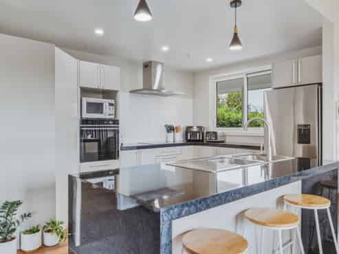 108 Taupo View Road, Hilltop