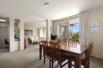 6 Kirtle Close, Pyes Pa